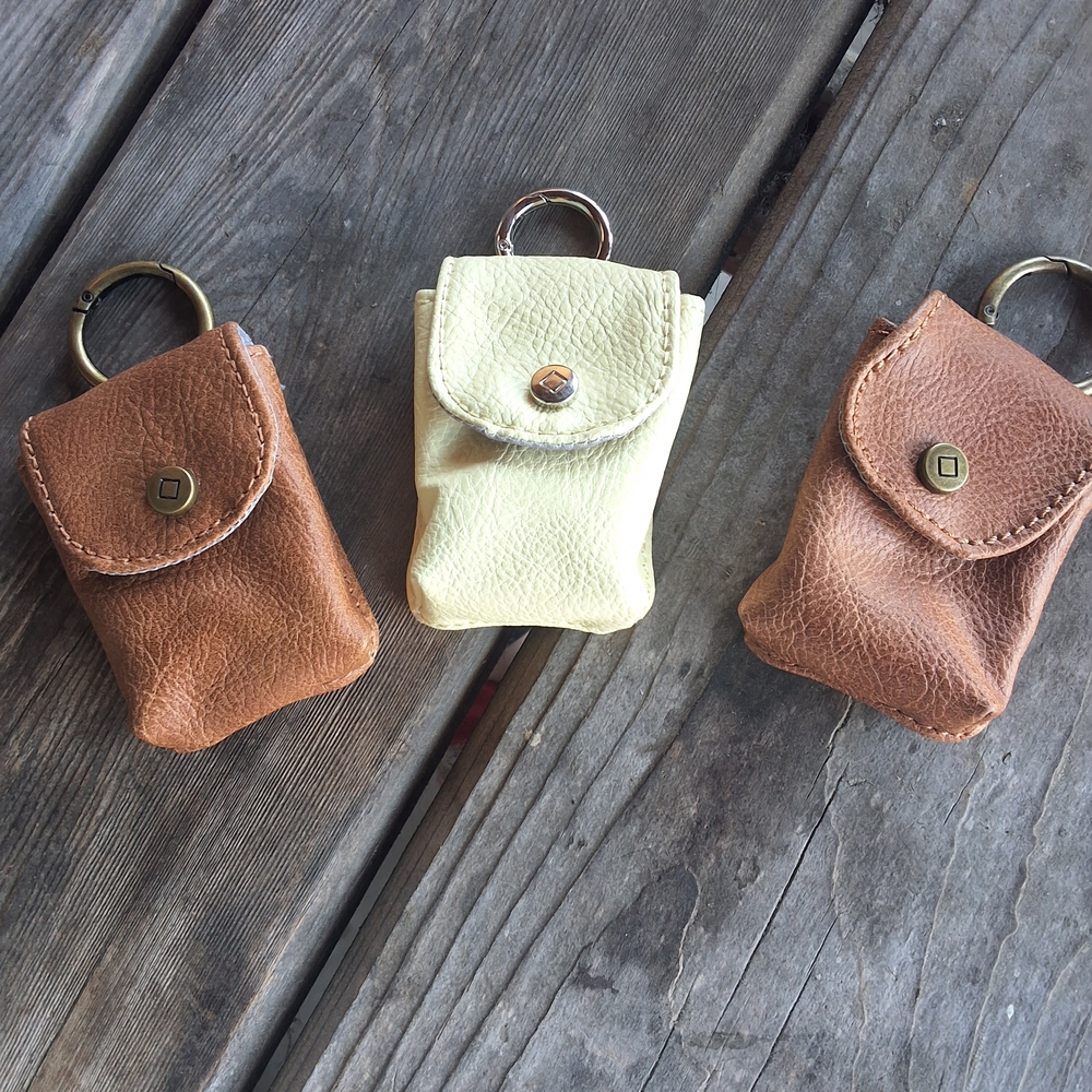 Thirty-One Snap To It Pouch. Set Of 3.